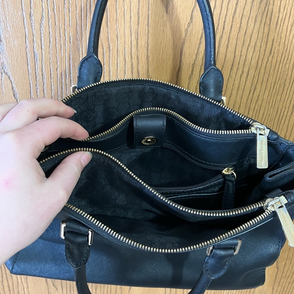 Michael Kors Genuine Satchel Handbag 30S4GTVS6L - Picture 5 of 10